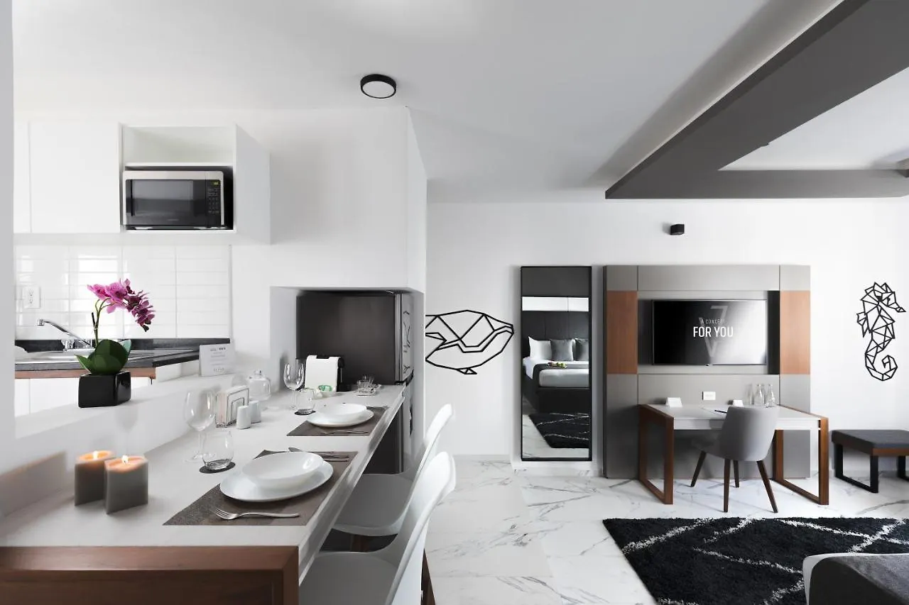 Seven Boutique Apartments Cancún